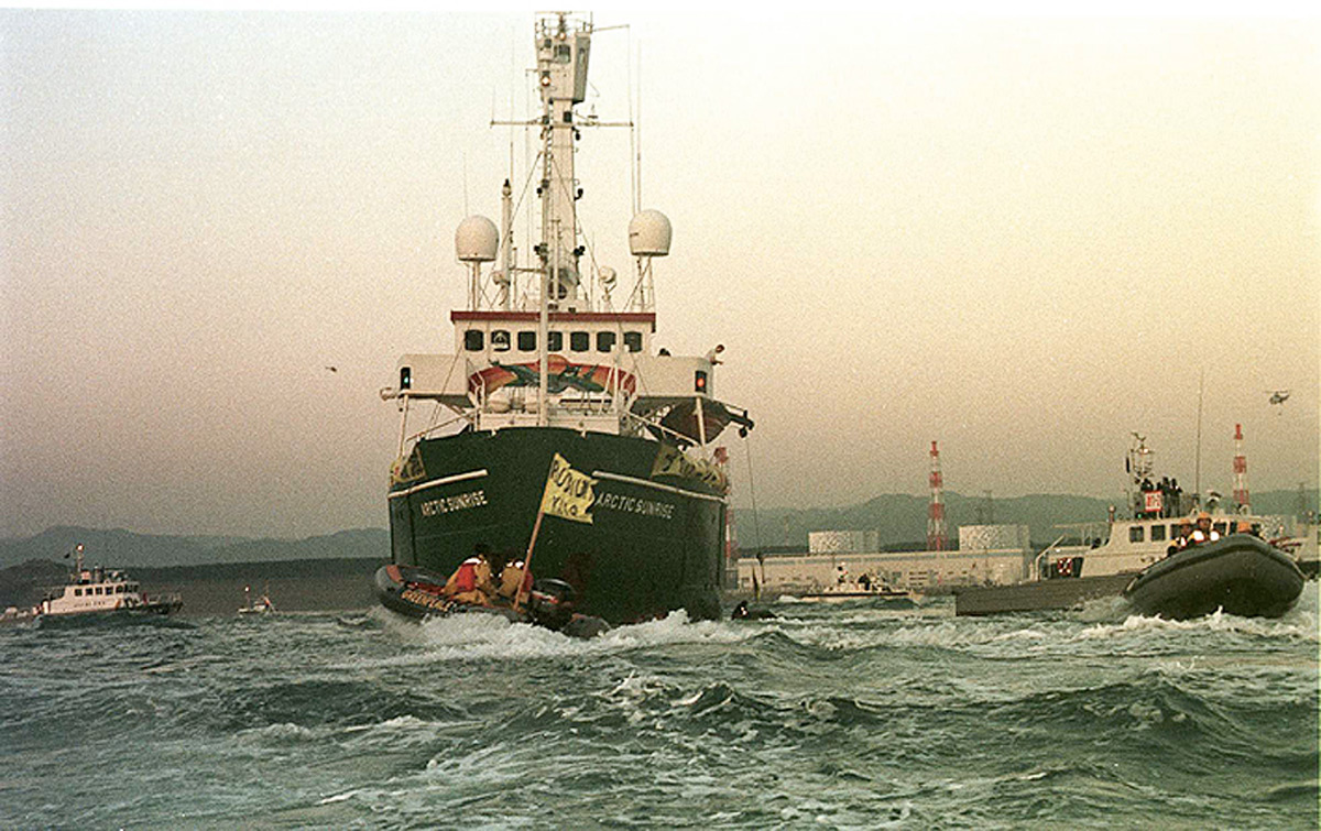 Greenpeace protest against British nuclear fuels shipment to Japan