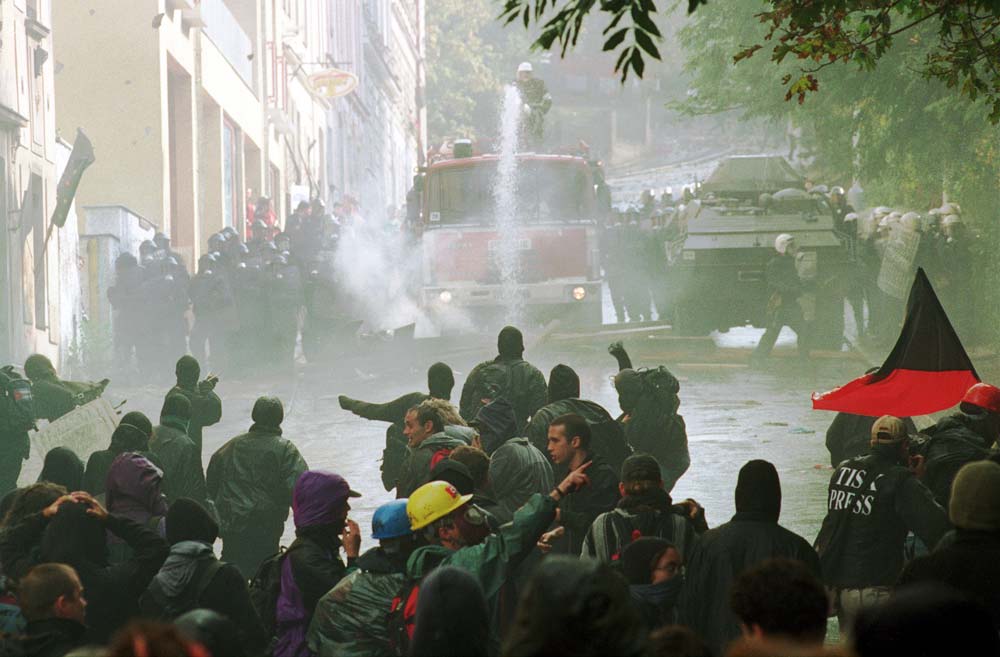Prague S26 protests September 2000
